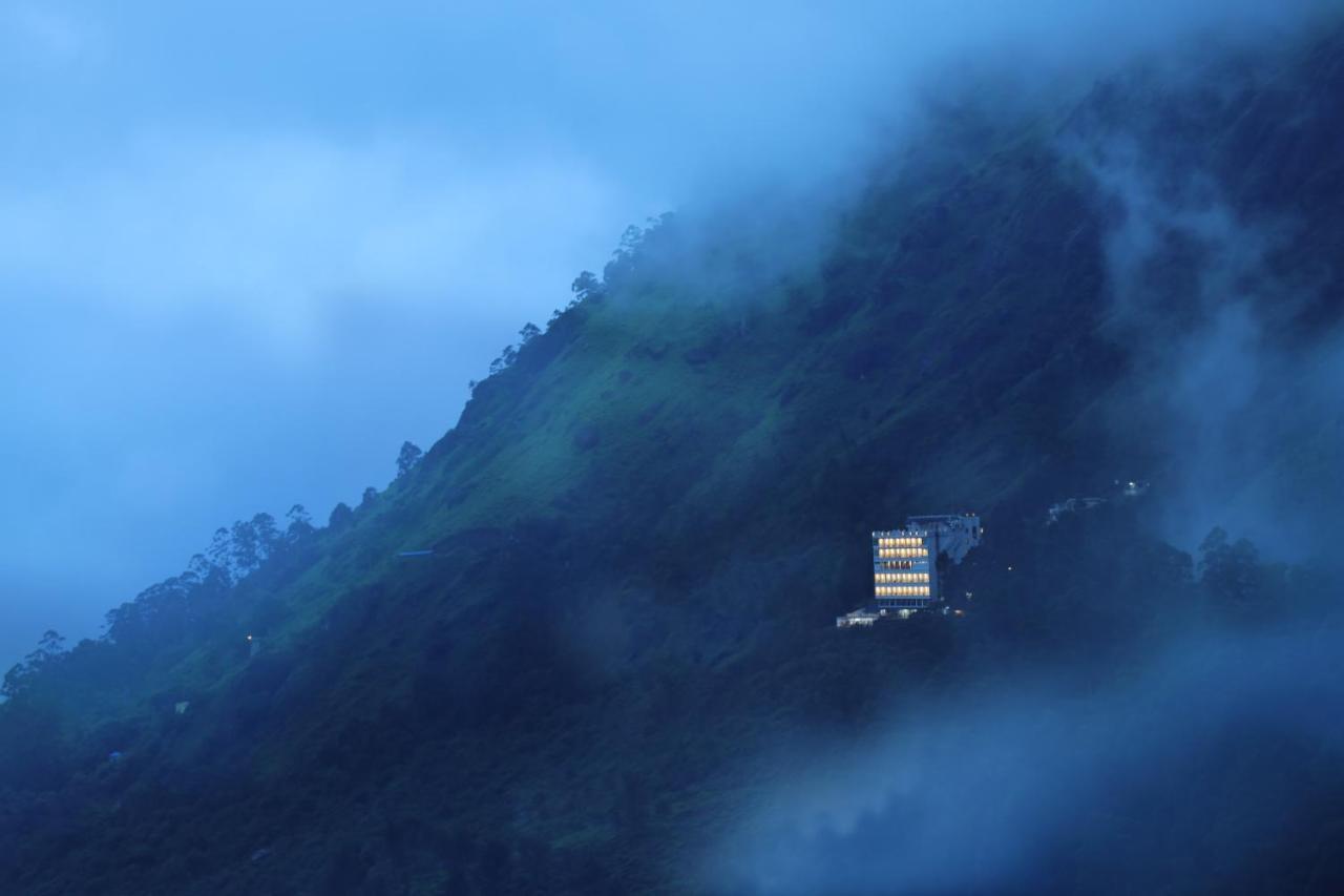 Amber Dale Luxury Hotel & Spa, Munnar Bagian luar foto