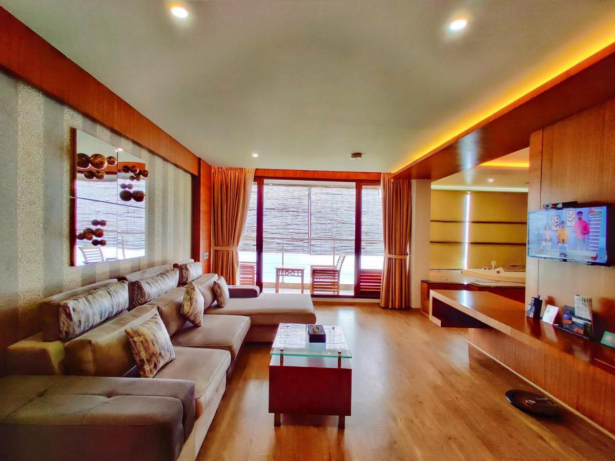Amber Dale Luxury Hotel & Spa, Munnar Bagian luar foto