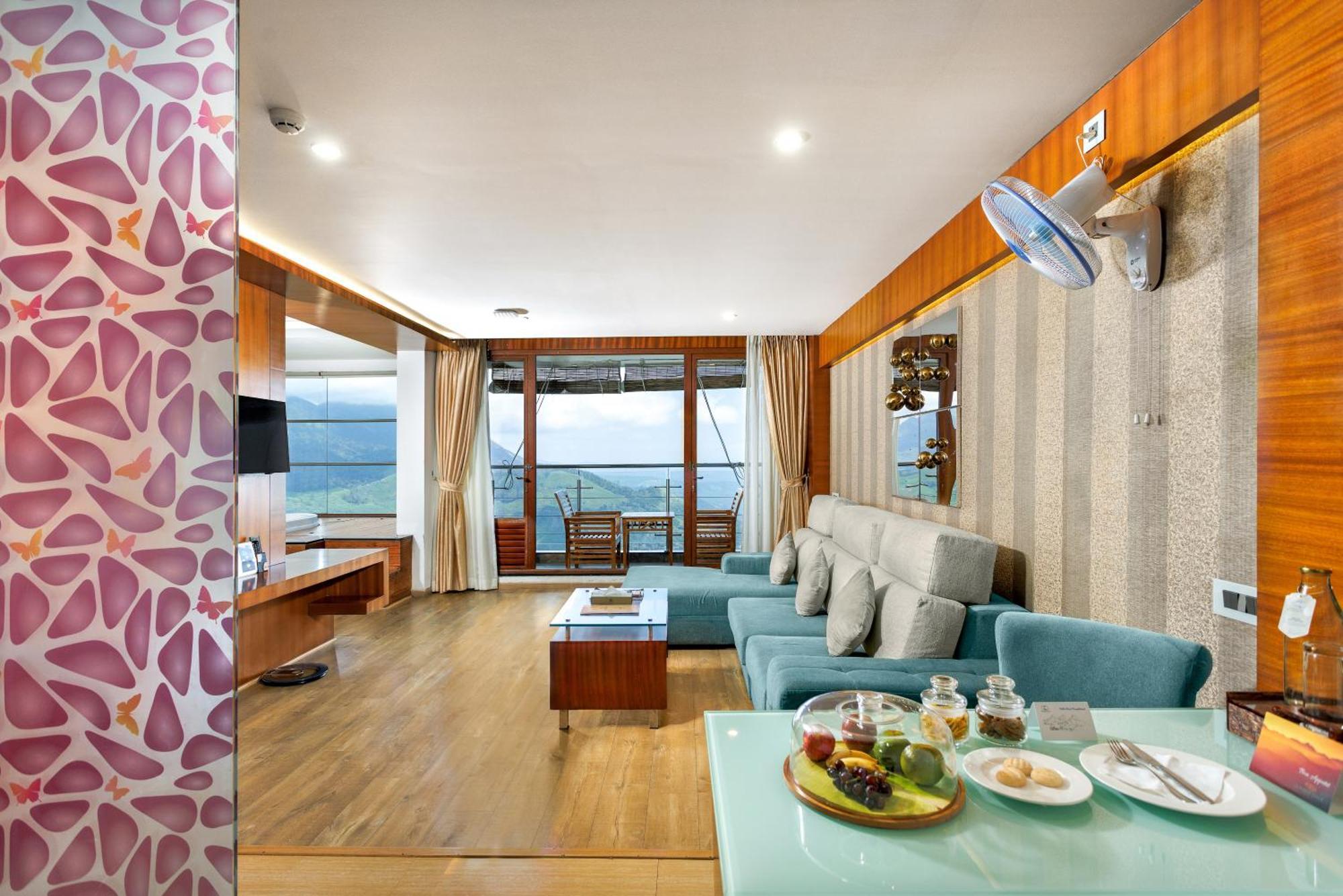 Amber Dale Luxury Hotel & Spa, Munnar Bagian luar foto