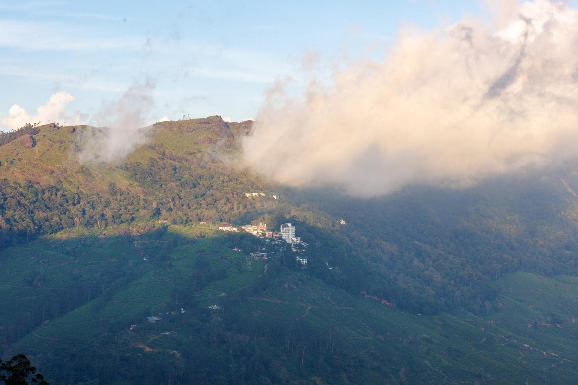 Amber Dale Luxury Hotel & Spa, Munnar Bagian luar foto