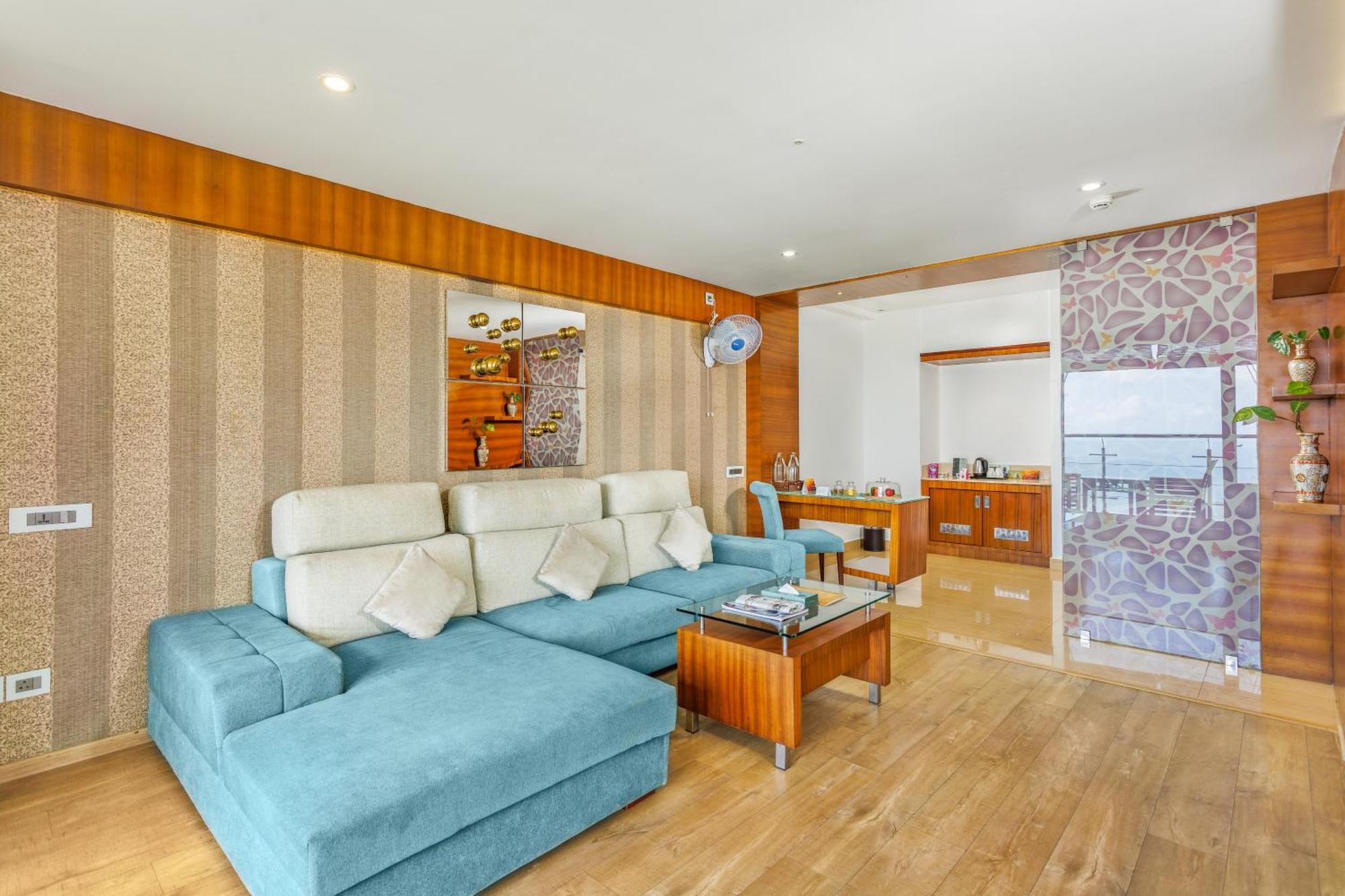 Amber Dale Luxury Hotel & Spa, Munnar Bagian luar foto