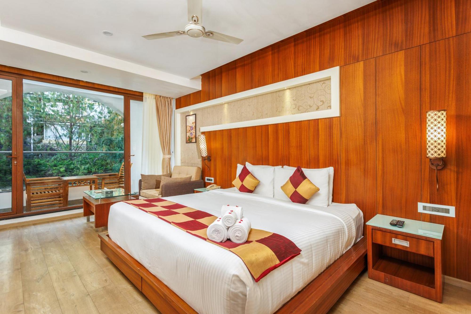 Amber Dale Luxury Hotel & Spa, Munnar Bagian luar foto