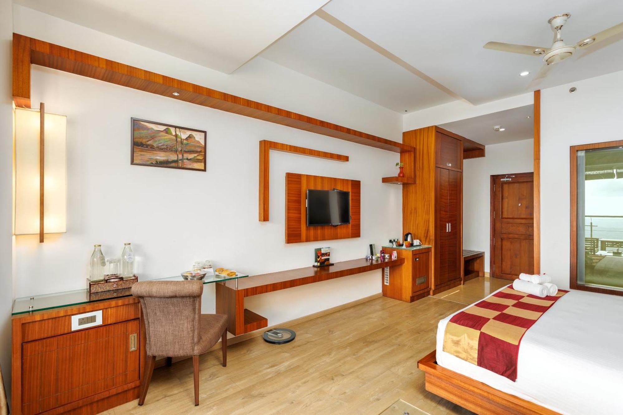 Amber Dale Luxury Hotel & Spa, Munnar Bagian luar foto
