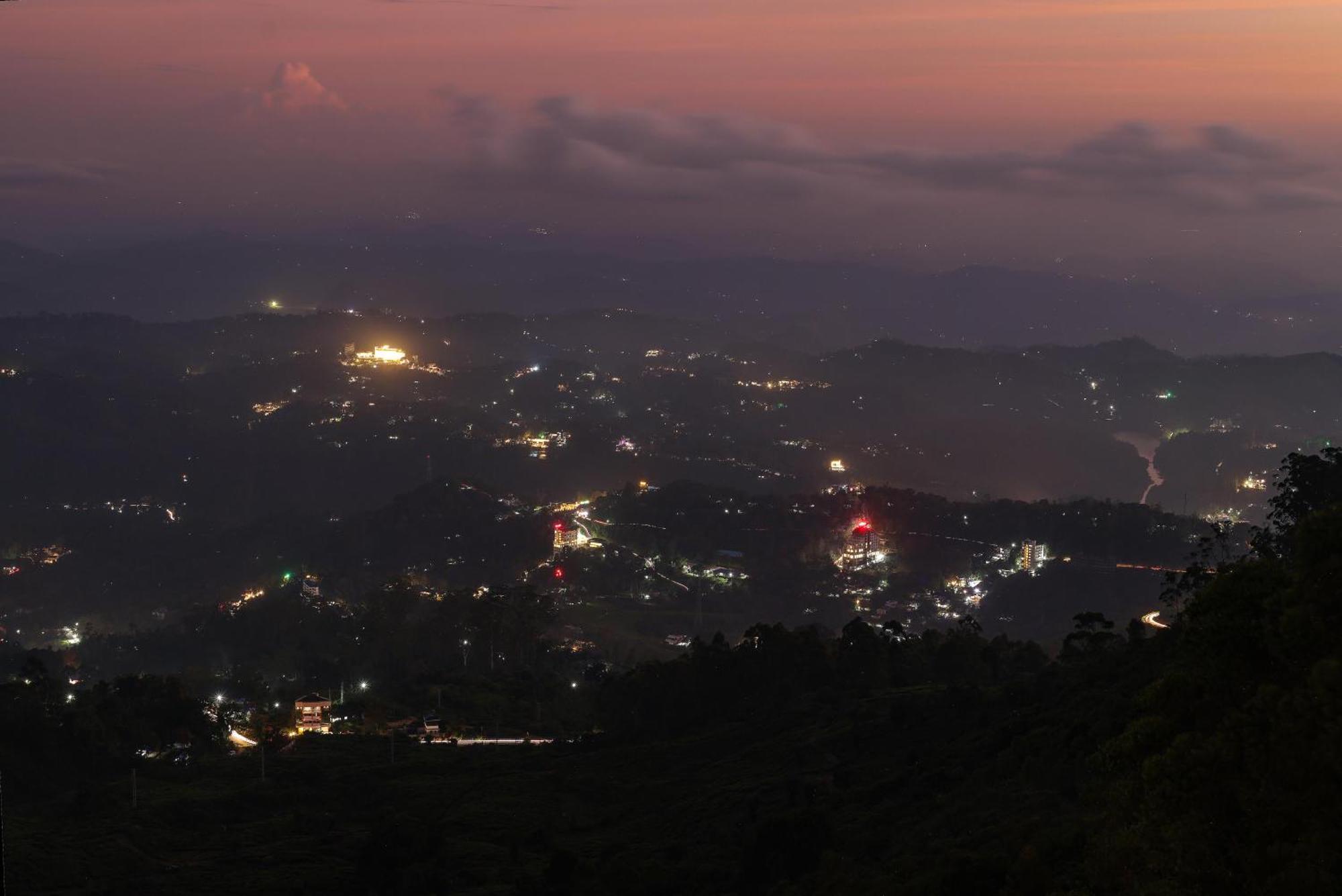 Amber Dale Luxury Hotel & Spa, Munnar Bagian luar foto