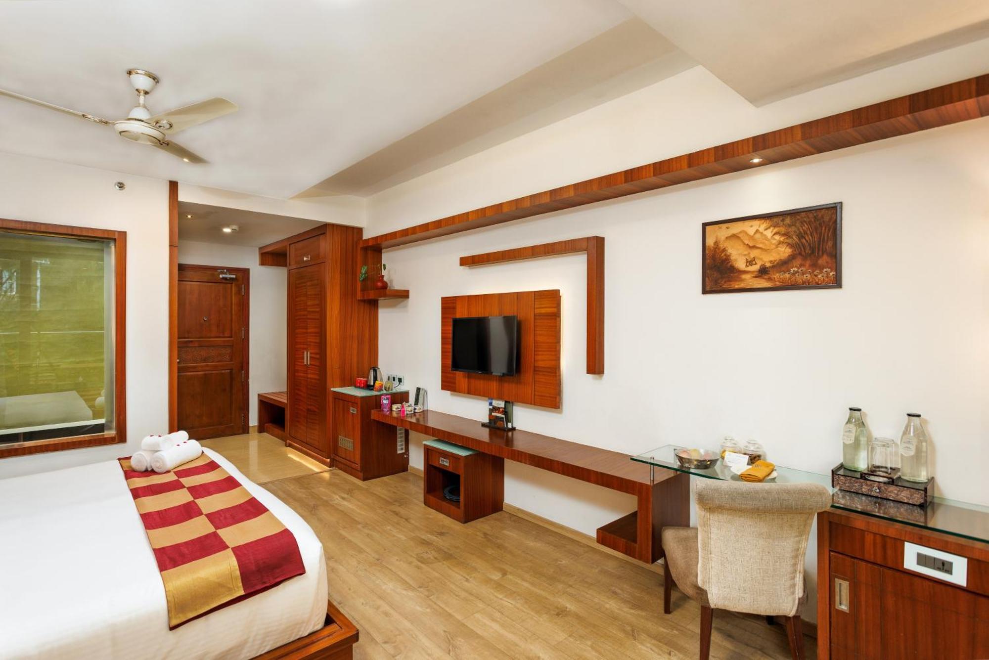 Amber Dale Luxury Hotel & Spa, Munnar Bagian luar foto