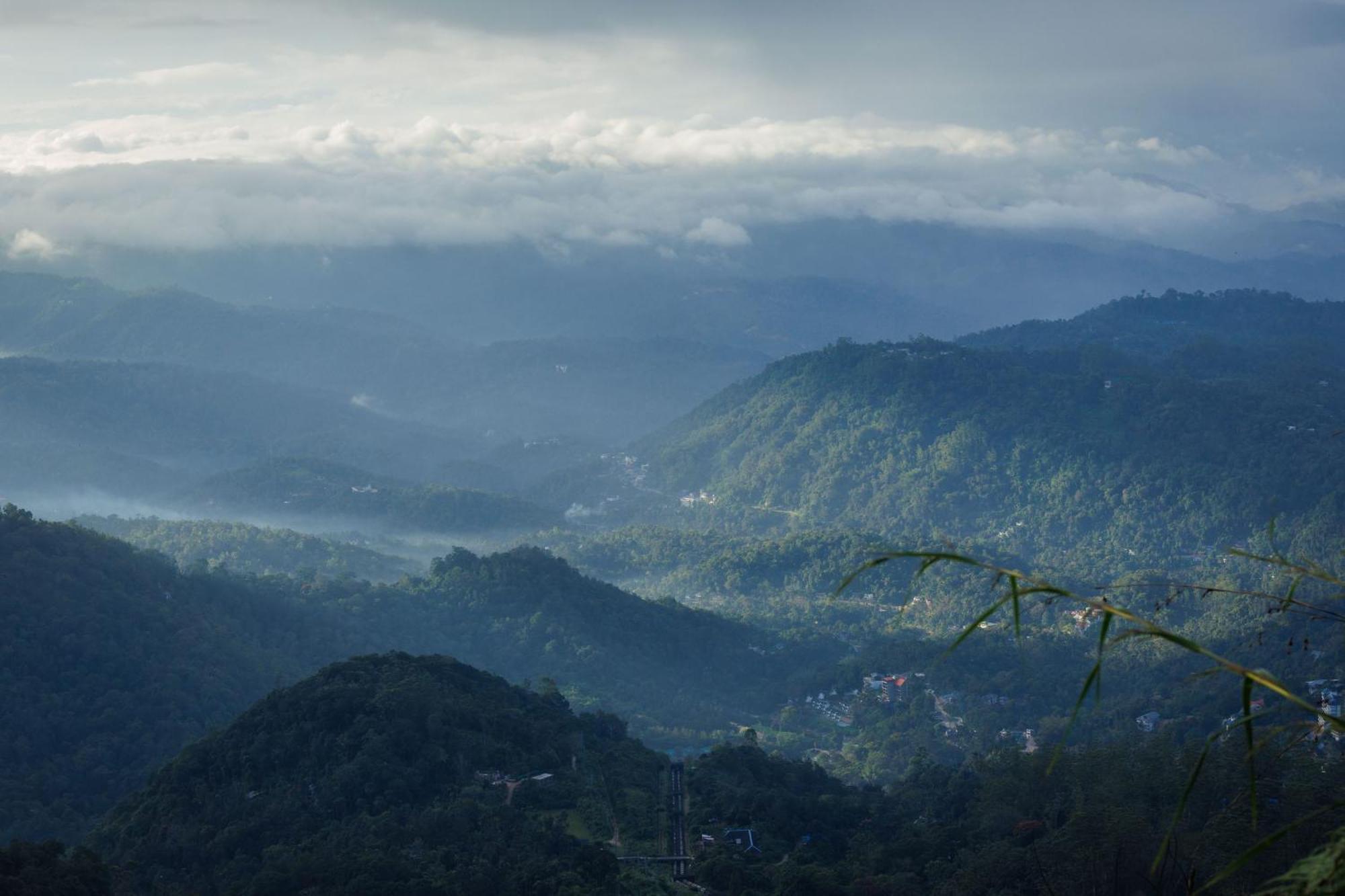 Amber Dale Luxury Hotel & Spa, Munnar Bagian luar foto