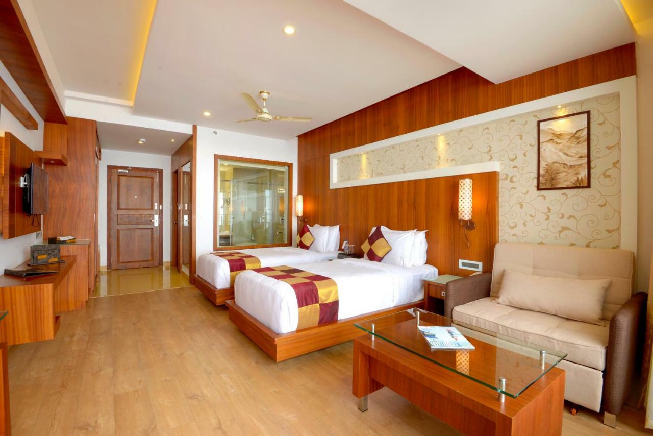 Amber Dale Luxury Hotel & Spa, Munnar Bagian luar foto